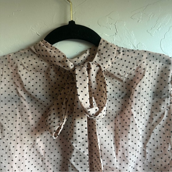NWT MINKPINK Be Someone Top Blush with Black Polka Dots and Tie Back Neck Sz XS - Picture 11 of 13